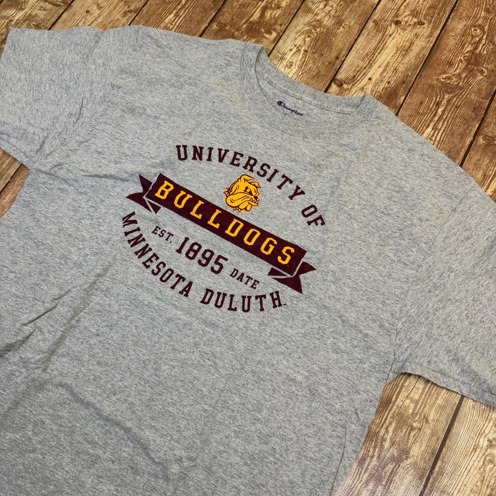 Champion UMD Bulldogs T Shirt Mens Large Gray Minnesota Duluth Graphic Tee